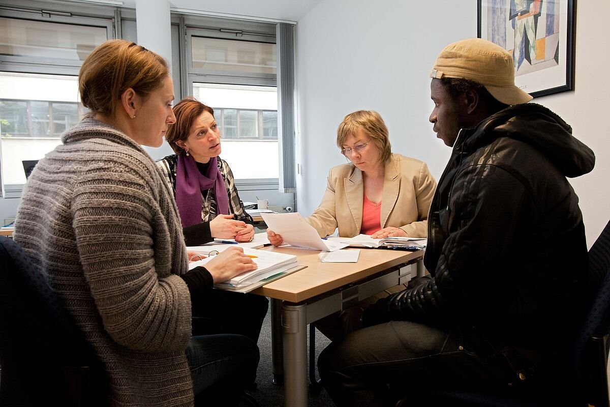 Move to Germany: Top 10 Government Programs to Help Foreigners Settle (2026) guide for foreigners in germany 10 essential programs mbe