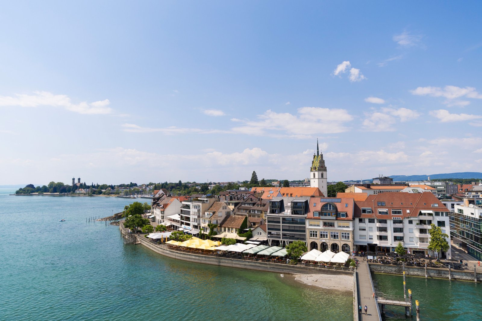 Living in Friedrichshafen: A Expat and Resident’s Guide to Life on Lake Constance (Bodensee) living in friedrichshafen a expat and resident’s guide to life on lake constance (bodensee)