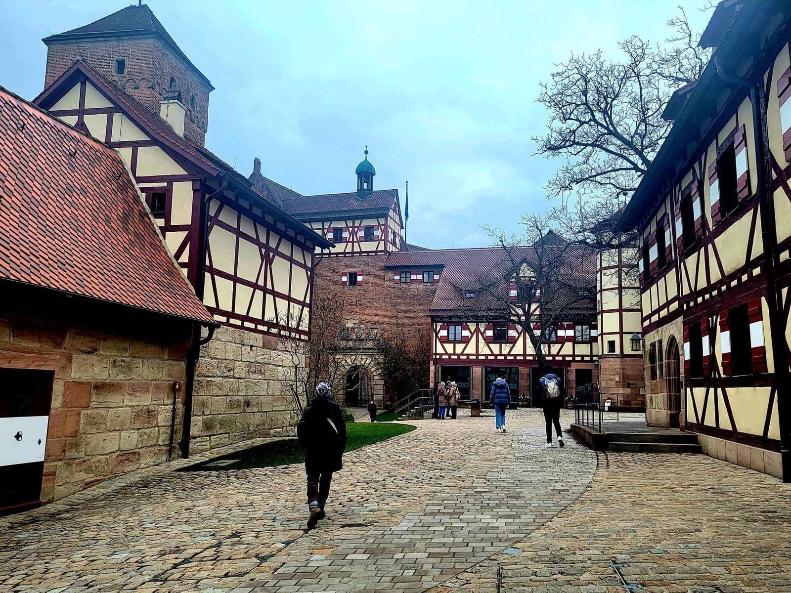 nuremberg castle (kaiserburg) ultimate guide to its 1,000 year imperial history, hidden symbolism & pro visitor tips 4